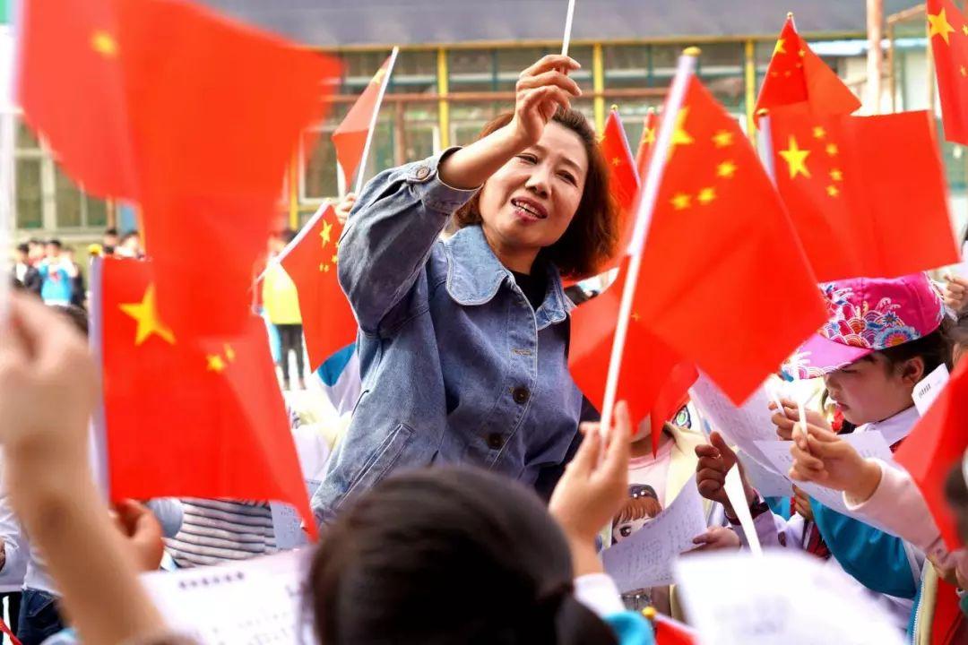 如何获得人脉？游戏画面