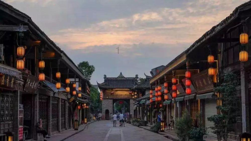 眼睛不舒服，干涩，现在这情况也不敢去医院，网上问诊靠谱吗？游戏画面