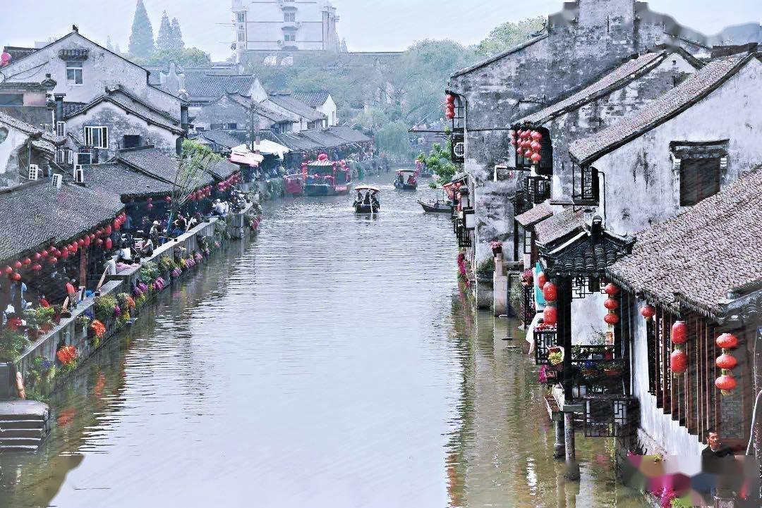 拥堵的停车场